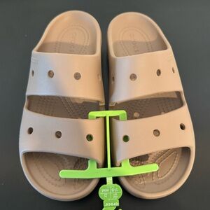 Crocs Classic Sandal v2 Taupe Women’s Size 7